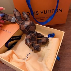 LV Новая модель сумки-подвески виде кролика Этот кролик может слу