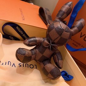 LV Новая модель сумки-подвески виде кролика Этот кролик может слу