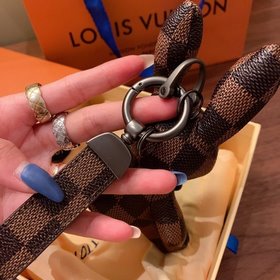 LV Новая модель сумки-подвески виде кролика Этот кролик может слу