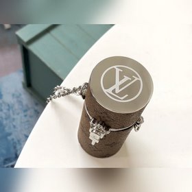 Самая красивая помадная коробка в истории LV, идеальный подарок И