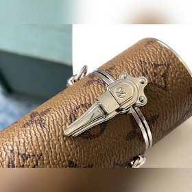 Самая красивая помадная коробка в истории LV, идеальный подарок И