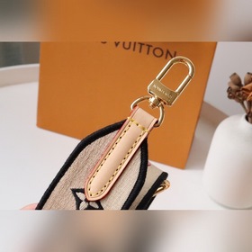 LV Артикул： J02506 Плечевой ремень С обеих сторон украшены тканы