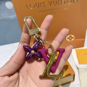LV Модель M63749 Эта сумка New Wave и брелок для ключей представл