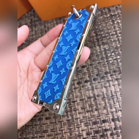 LV Модель M68303 MONOPRISM аксессуар для сумки брелок Сочетание к