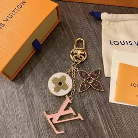 LV Модель M69008 Сумка Spring Street с брелоком Изготовлены из р