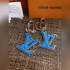 LV Модель M69303 Мягкая сумка и брелок Сочетание классических эле