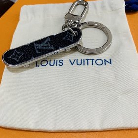 LV Monogram Skate сумка и брелок Для компактного скейтборда Ткан