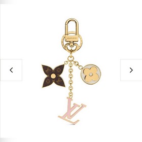 LV Spring Street сумочка и брелок Изготовлены из различных матери