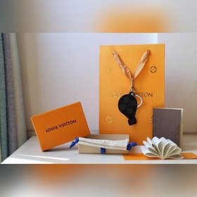 LV модель M68866 рождественское украшение Vivienne Xmas сумочка и