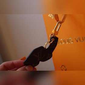 LV модель M68866 рождественское украшение Vivienne Xmas сумочка и