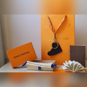 LV модель M68866 рождественское украшение Vivienne Xmas сумочка и