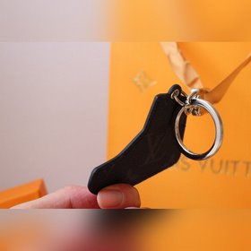 LV модель M68866 рождественское украшение Vivienne Xmas сумочка и