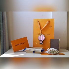 LV модель M68866 рождественское украшение Vivienne Xmas сумочка и