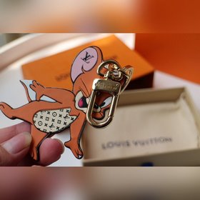 LV Cute Fox сумка с брелоком Модель M69016 Станет любимым аксессу