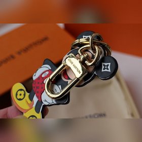 LV Cute Fox сумка с брелоком Модель M69016 Станет любимым аксессу