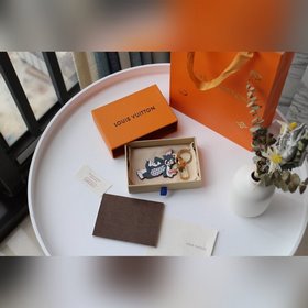 LV Cute Fox сумка с брелоком Модель M69016 Станет любимым аксессу