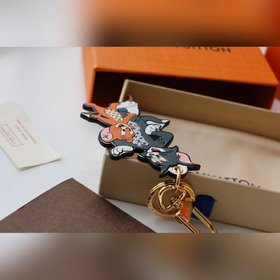 LV Cute Fox Сумка и брелок Модель M69016 Станет любимым аксессуар