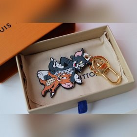 LV Cute Fox Сумка и брелок Модель M69016 Станет любимым аксессуар