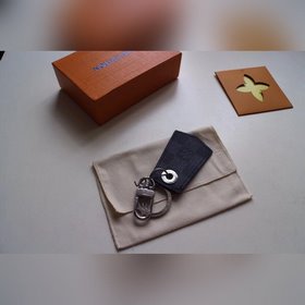 LV изготовлен из высококачественной стали Брелок MP1795ENCHAPPES
