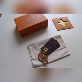 LV изготовлен из высококачественной стали Брелок MP1795ENCHAPPES