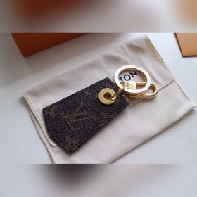 LV изготовлен из высококачественной стали Брелок MP1795ENCHAPPES