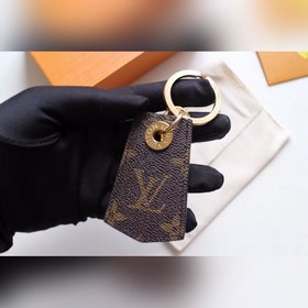 LV изготовлен из высококачественной стали Брелок MP1795ENCHAPPES