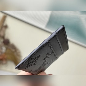 LV Артикул： M62170 Кожаный чехол для карт с тиснением Этот кожан