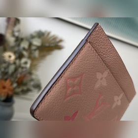 LV Артикул： M80401 Специальный выпуск чехла для карт Donkey Это
