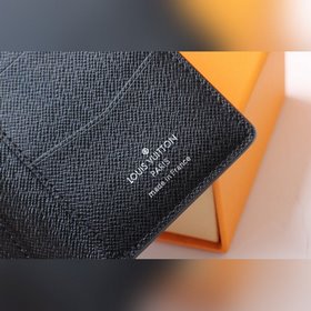 LV Модель 61696 Карточный держатель из серии «Цветы» Весна-лето 2