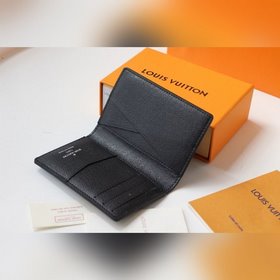 LV Модель 61696 Карточный держатель из серии «Цветы» Весна-лето 2