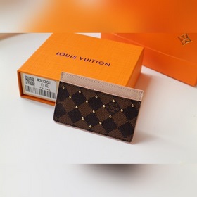 LV карточный держатель Артикул： N60248 Этот держатель для карт