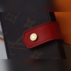 LV Артикул： M69761 Новый чехол для карт Карточный чехол Этот э