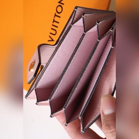 LV Артикул： M69761 Новый чехол для карт Карточный чехол Этот э