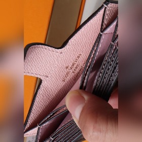 LV Артикул： M69761 Новый чехол для карт Карточный чехол Этот э