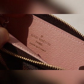 LV Recto Verso Карточный держатель Артикул： M69431 Классическая 