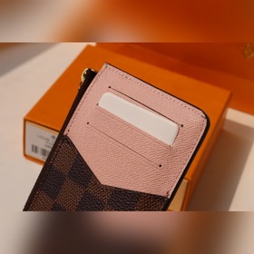 LV Recto Verso Карточный держатель Артикул： M69431 Классическая 