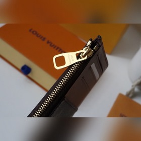LV Артикул： M80556 Кошелек Изготовлен из элегантного полотна Mon