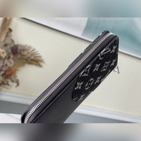 LV Артикул： M63095 Черный кошелек В рамках ранней весенней колле