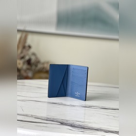 LV Артикул： M30787 Черный Кошелек Благодаря искусному инкрустац