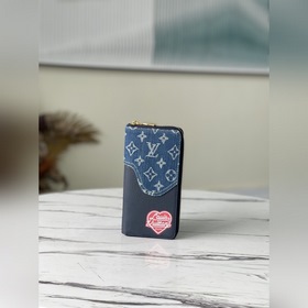 LV Артикул： M63095 Синий кошелек В рамках ранней весенней коллек