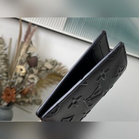 LV Артикул： M80508 Черный SLENDER Универсальный кошелек в форме