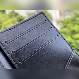 LV Артикул： M80508 Черный SLENDER Универсальный кошелек в форме