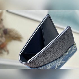 LV Артикул： M81015 Черный кошелек В рамках ранней весенней колле