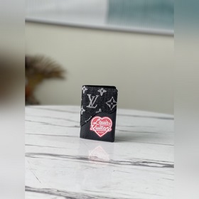 LV Артикул： M81015 Черный кошелек В рамках ранней весенней колл