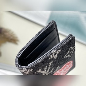 LV Артикул： M81015 Черный кошелек В рамках ранней весенней колл