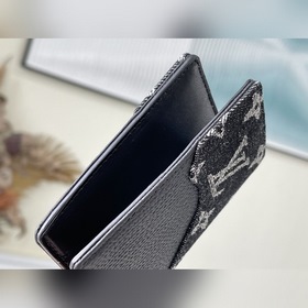 LV Артикул： M81015 Черный кошелек В рамках ранней весенней колл
