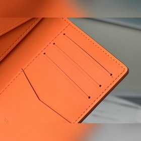LV Артикул： M81028 Оранжевый Классический универсальный кошелек 