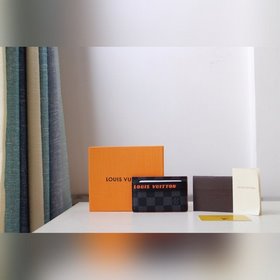 LV Карманный кошелек Модель N61722 с отделкой из кожи Новая колле