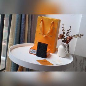 LV Модель M69701 Карманный кошелек  Вирджил Абло (Virgil Abloh)