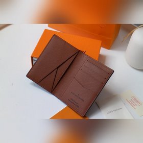LV Модель M69701 Карманный кошелек  Вирджил Абло (Virgil Abloh)